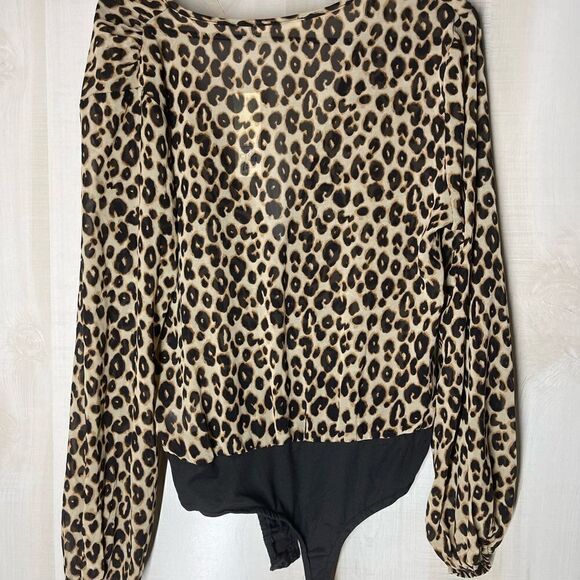Mi Ami leopard body suit wrap style from‎ Francesca’s, size medium - Picture 10 of 10